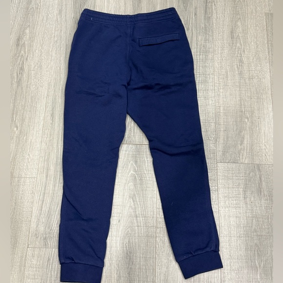 Nike Jogger - Picture 2 of 3